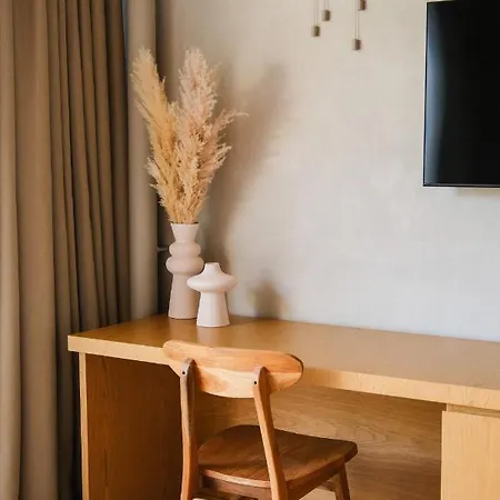 Birdcage 33 - Adult Only Hotell *