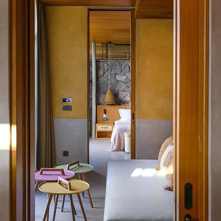 Birdcage 33 - Adult Only فندق يالِكافاك