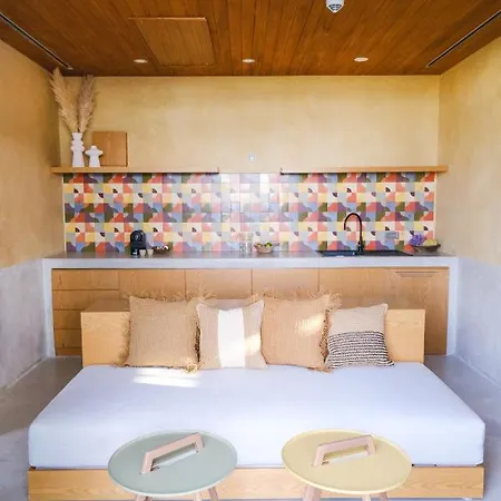 Birdcage 33 - Adult Only فندق يالِكافاك