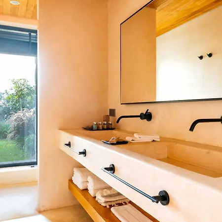 Otel Birdcage 33 - Adult Only