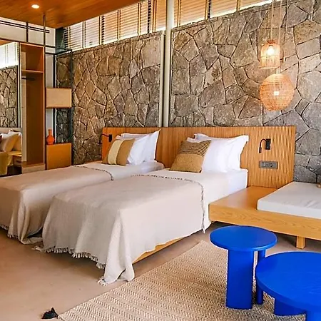 Hotel Birdcage 33 - Adult Only *