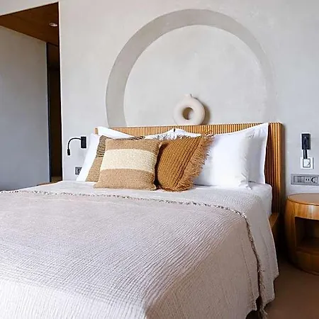 Birdcage 33 - Adult Only Hotel *