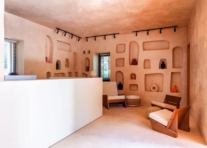 Birdcage 33 - Adult Only Hotel