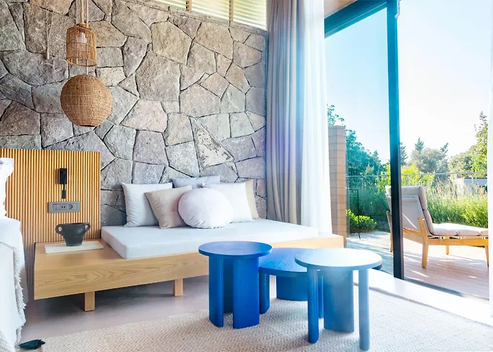 Hotel Birdcage 33 - Adult Only *